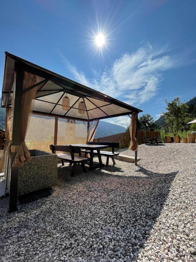 Apartments, Guest House & Historic Chalet Neuhaus San Sigismondo Buitenkant foto